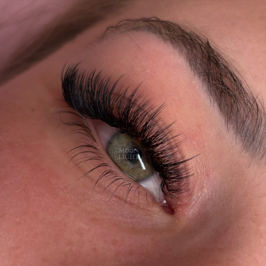 24/7 Moonlight Nails & Lashes